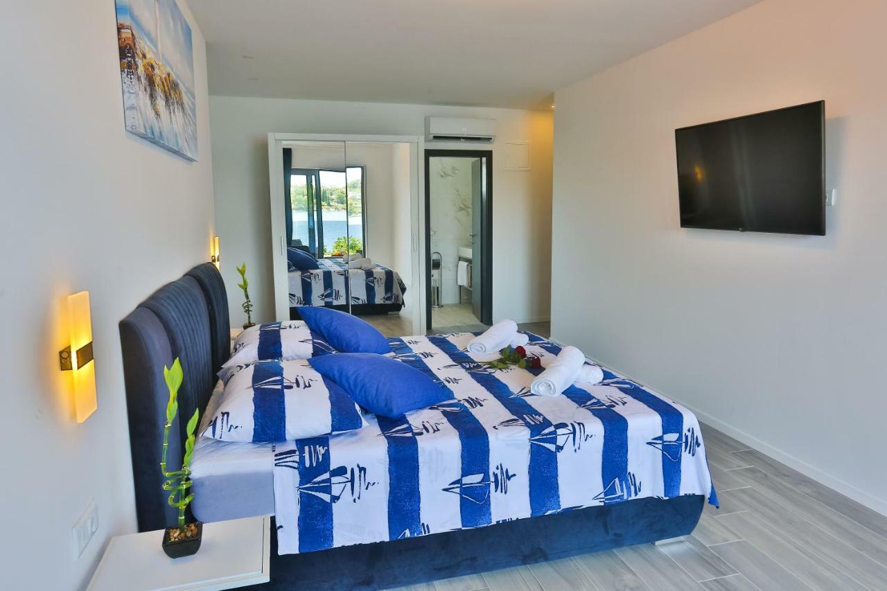 Hotel Paradise Punta Nečujam Exteriér fotografie