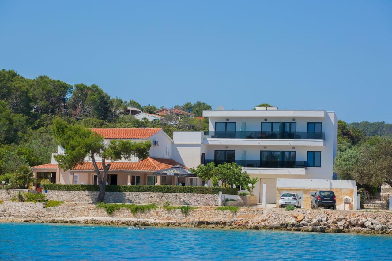 Hotel Paradise Punta Nečujam Exteriér fotografie