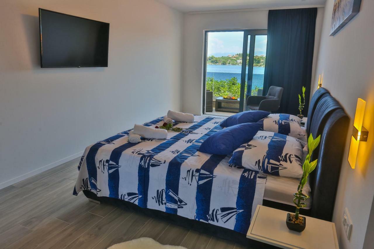 Hotel Paradise Punta Nečujam Exteriér fotografie
